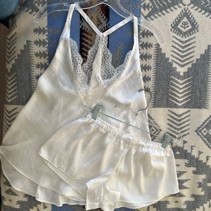 Flora Nikrooz cami short set NWOT
